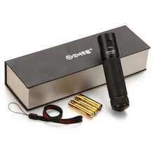 博客户外SLT-P012聚光型防水强光美国CREE