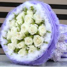 <em>白玫瑰</em> 鲜花速递 生日 11枝玫瑰花束 鲜花快递