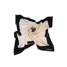 香奈儿丝巾2手 香奈儿丝巾长款