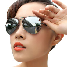 海伦凯勒2014林志玲广告款 REVO镀膜时尚蛤