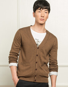 太平鸟<em>男装</em>2013秋装新款 男士<em>毛衫</em>针织衫<em>开衫</em>