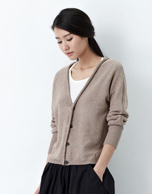 初棉2014春装新款<em>针织</em>衫女开衫薄外套V领子针