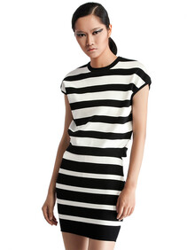 UPAI 2013秋装上新 欧美修身条纹<em>小圆领毛衣</em>在