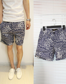 潮朝 2013夏季新品 经典<em>男士短裤</em> 民族风窗花花