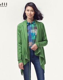 <em>艾米</em> AMII 2013新品飘逸衣摆不规则长短针织开