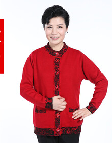 依尚秋冬季女装新款<em>女式老年人羊绒衫开衫</em>老年