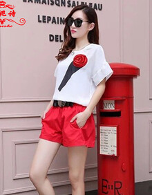 芭妮诗 2014夏装新款时尚玫瑰<em>花朵</em>+<em>宽松</em>红色