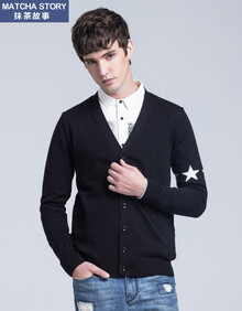 抹茶故事 星星袖标 V领<em>针织衫开衫男</em> 潮 黑色 1