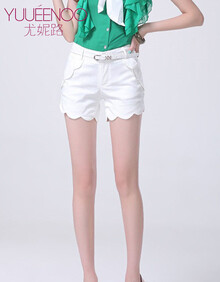尤妮路2014<em>夏季</em>新款精美花边口袋<em>短裤波浪</em>边