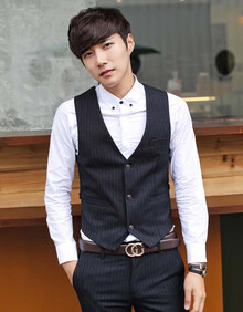 <em>格蓝凯</em> 韩版男士<em>西服</em>套装黑细条纹<em>西服</em>三件套