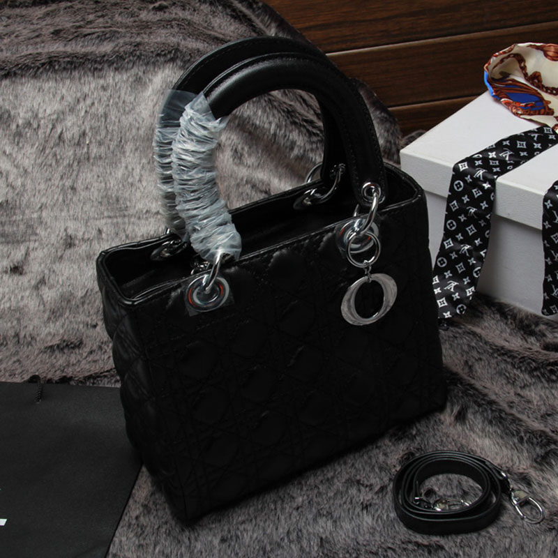 香奈儿2015冬季新款格牌子好不好 哪款好评价