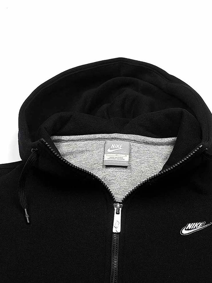 商品名称 耐克夹克 市场价 549 商品品牌 nike服装 领口设计 连帽(不