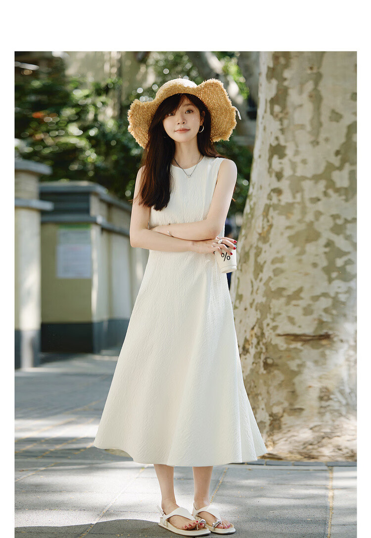 Mt "First Love White Moonlight" Summer French Luxury Textured Round Neck Sleeveless Waist-Cinched A-Line White Dress for Women 3