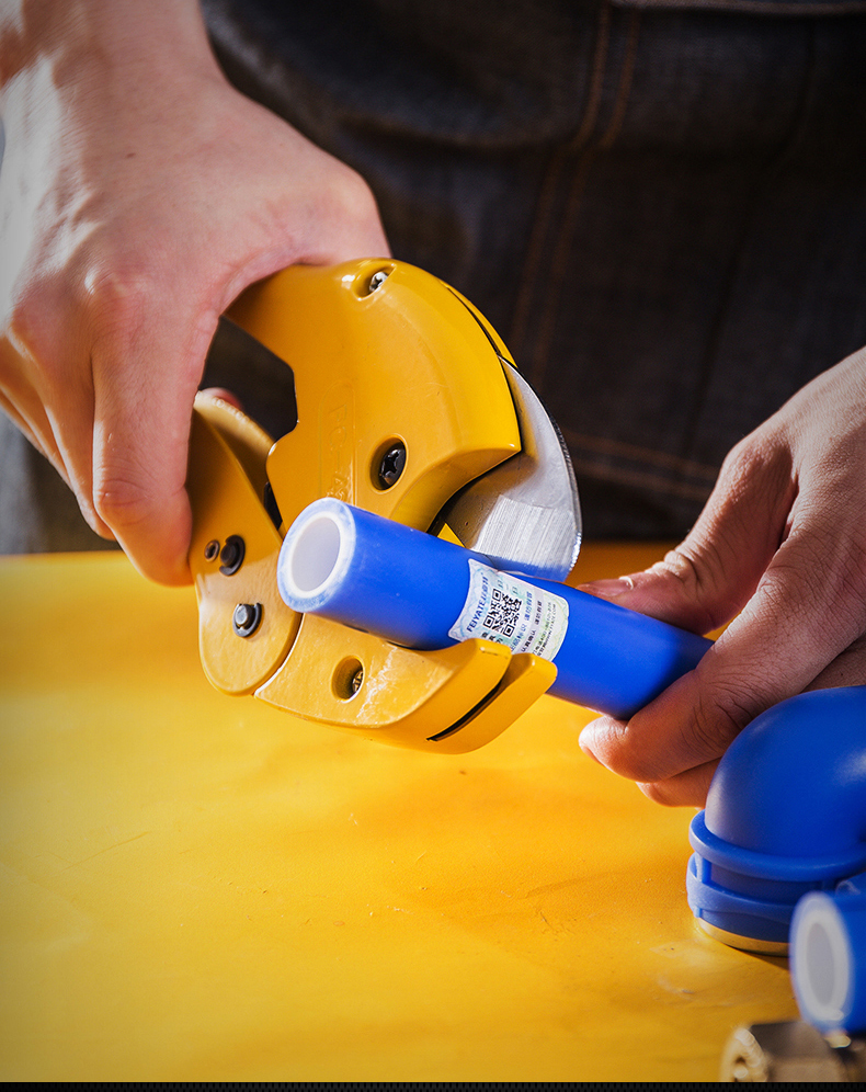 得力delipvc管子割刀自动弹开型线槽管割管器42mmdl2502