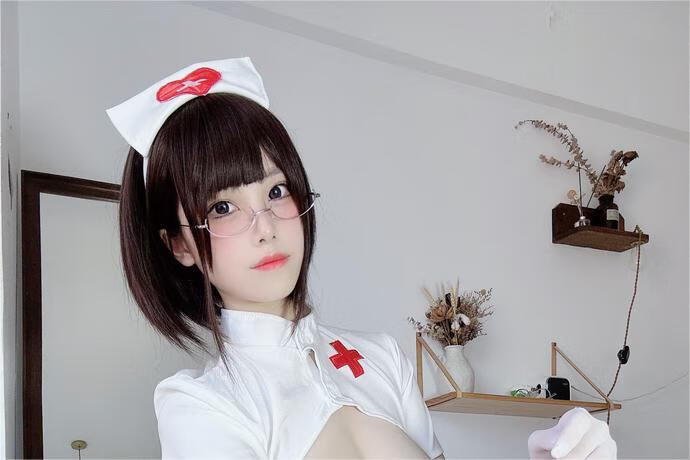 蜜汁猫裘-特殊病房[36P4V-485MB]