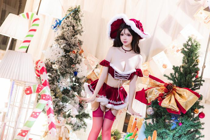 雪晴Astra-2023圣诞节 魔女 [81P3V-1.79GB]