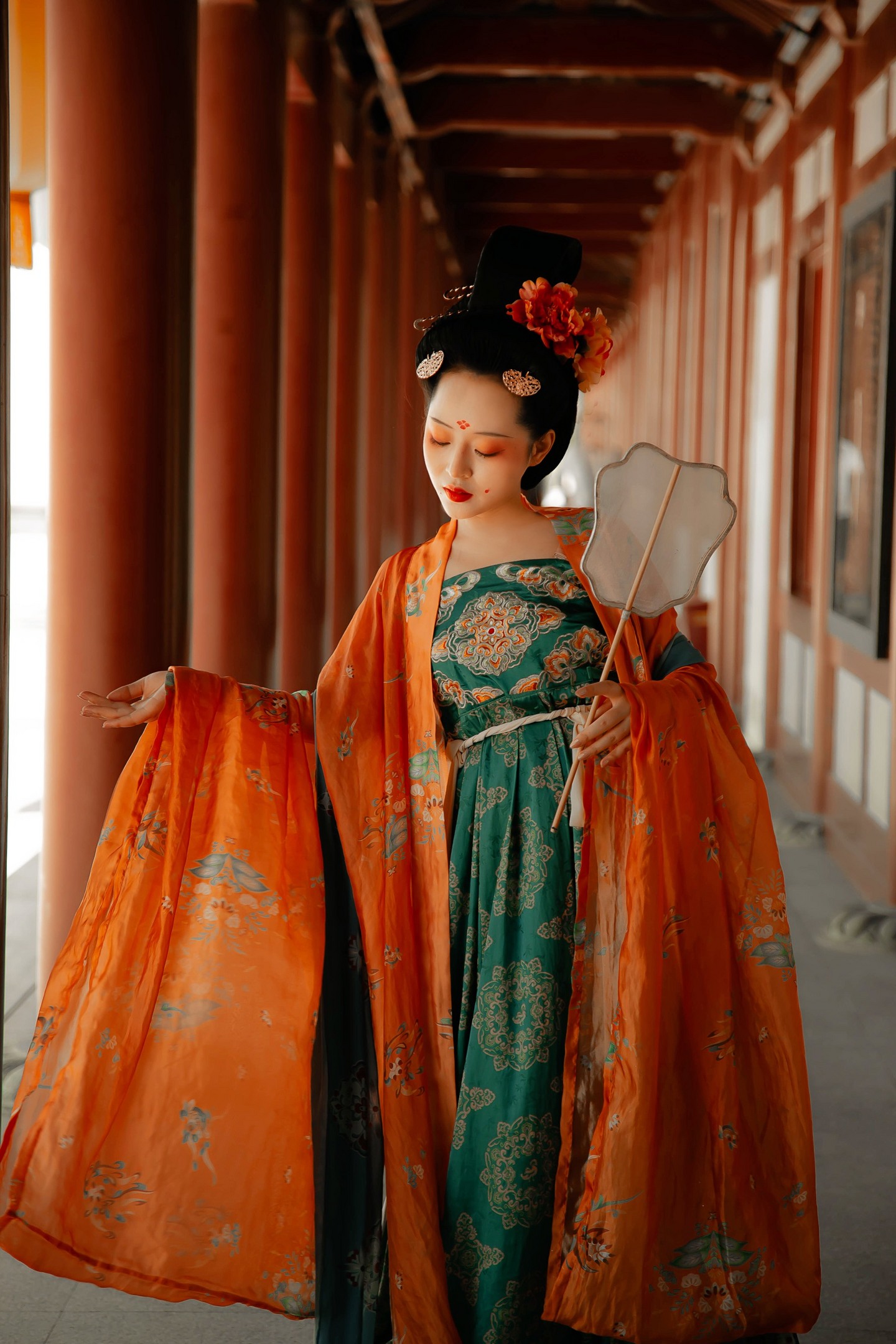 汉服古装美女 赏沉鱼落雁,观闭月羞花