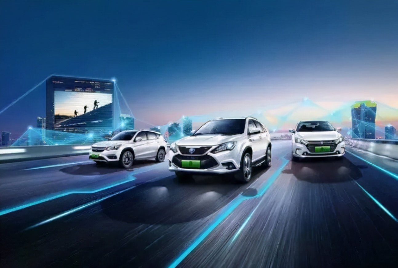 何小鹏表示2025年新能源汽车将占中国新车销量35%