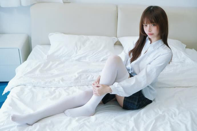 攻弦弦弦 NO.001 白丝JK (2).jpg