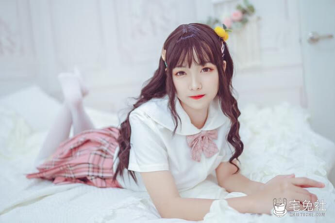 lovely呆玄 NO.001 过膝白丝 (1).jpg lovely呆玄全套cos图片合集 佛系而又迷人双人僵尸作品