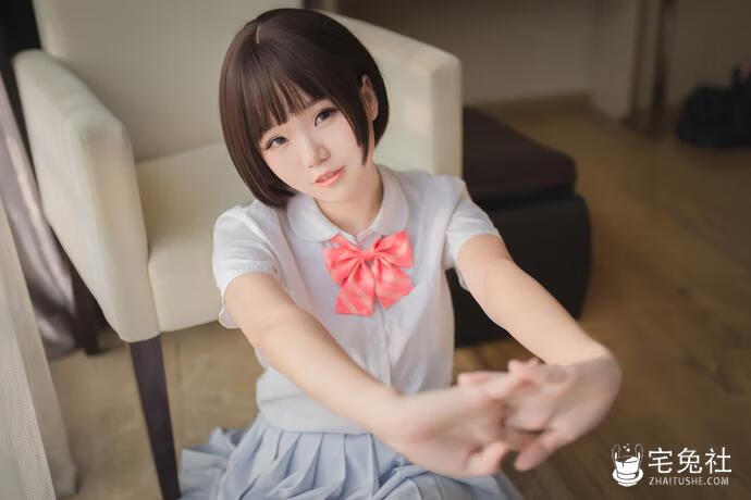 Yoko宅夏w全套cos图片合集 御姐娃娃脸的捆绑演绎