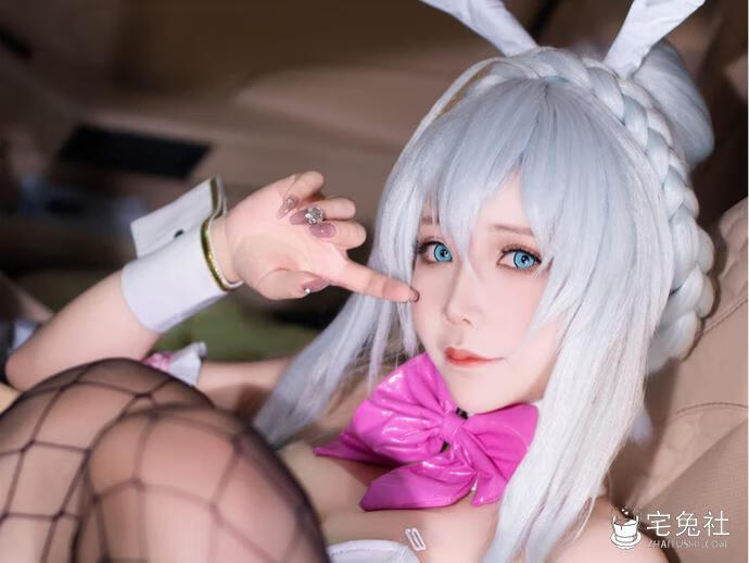 抱走莫子A-NO.062-雪女兔女郎.jpg 抱走莫子全套cos图片合集 清爽吸睛的黑皮胶衣过足眼瘾