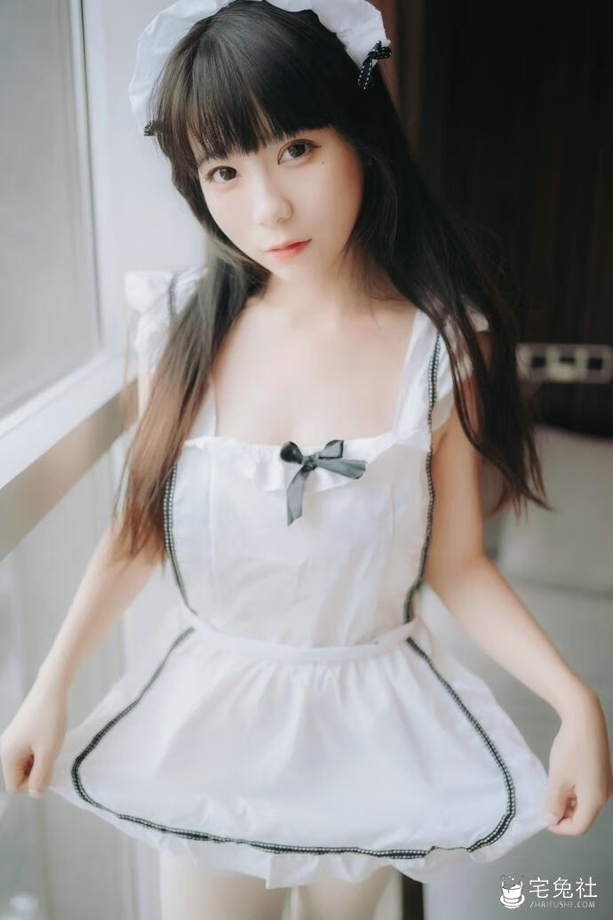 usejan蓝蓝 cosplay作品010 小厨娘 (2) 宅兔社.JPG Usejan蓝蓝全套作品图合集 晨曦作品失踪两年后是否还在COS圈?