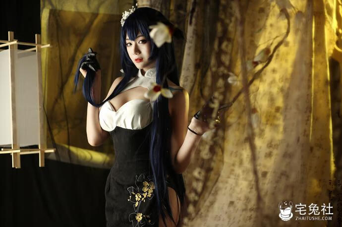 一米八的大梨子-NO.011-吾妻.jpg 一米八的大梨子全套cos图片合集 她的推特散图有什么福利