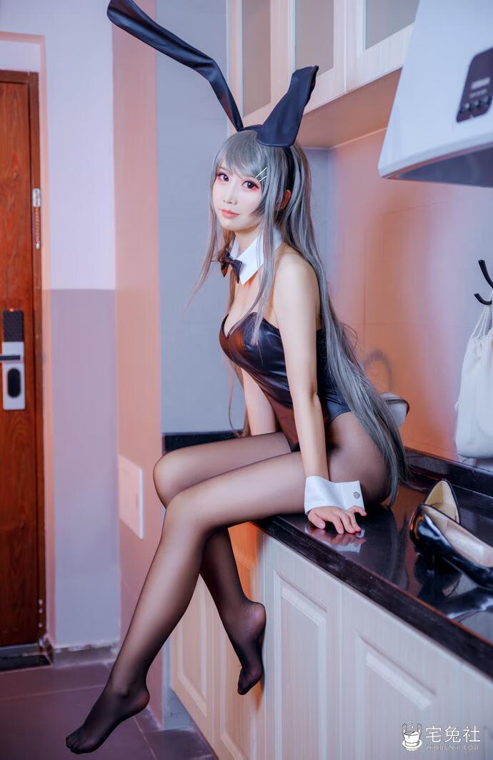 面饼仙儿 cosplay作品075 樱岛麻衣兔女郎 (2) 宅兔社.jpg 面饼仙儿樱岛麻衣兔女郎学姐cos作品简直惊艳到了我的眼睛