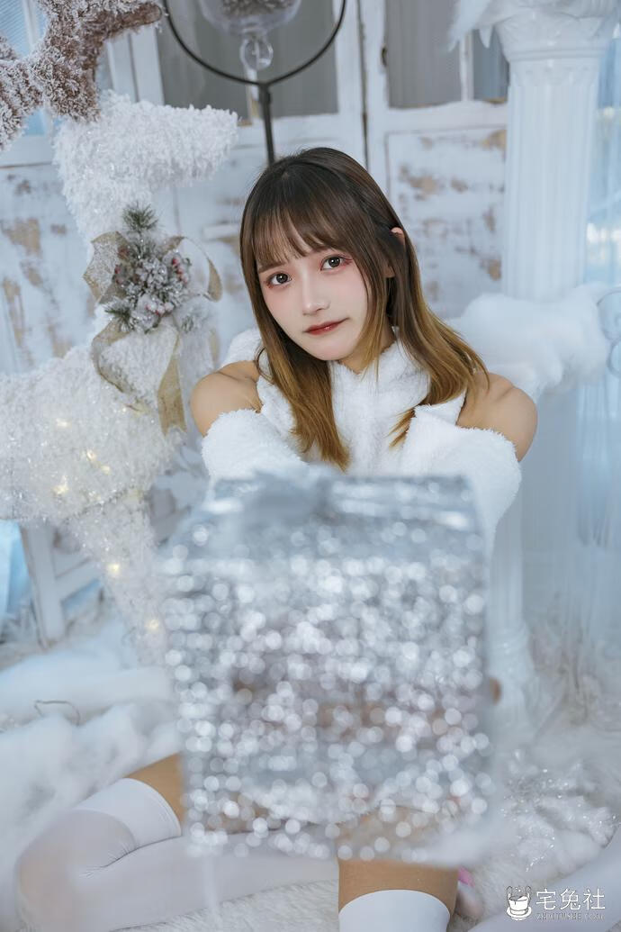 兔子Zzz不吃胡萝卜 cosplay作品116 温馨少女与宠物们 宅兔社.jpg 超级可爱!兔子Zzz不吃胡萝卜感受阳光少女的魅力