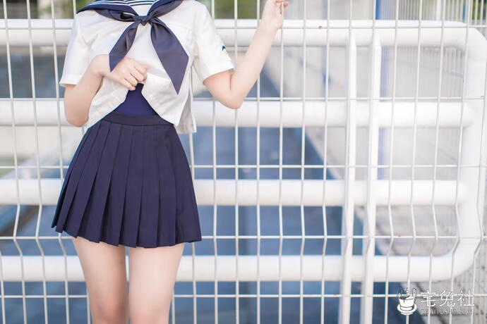 简直不敢相信！把英语课代表按在地上C了一节课究竟是怎么回事？