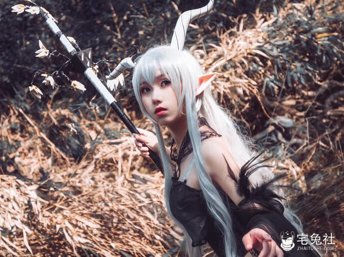 芋圆侑子-NO.008-闪灵泳装.jpg 芋圆侑子sj全套cos图片合集 神秘剧情版不容错过的视觉盛宴!