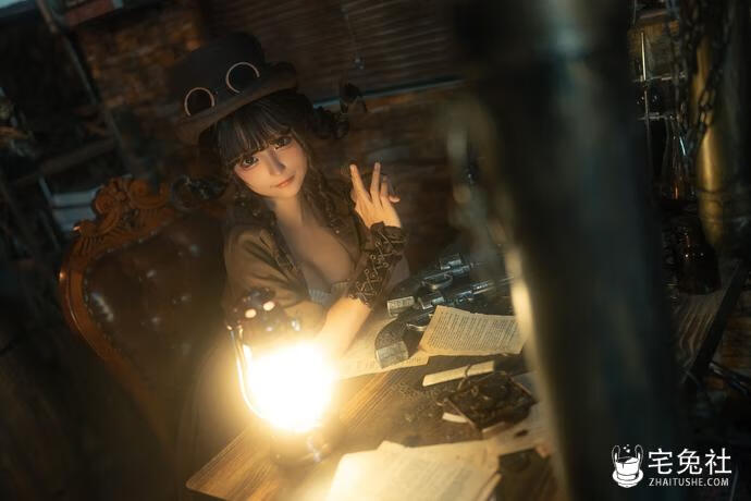 蠢沫沫和摄影师铁手教授是什么关系？他是拍摄到了蠢沫沫无创可贴的图片？