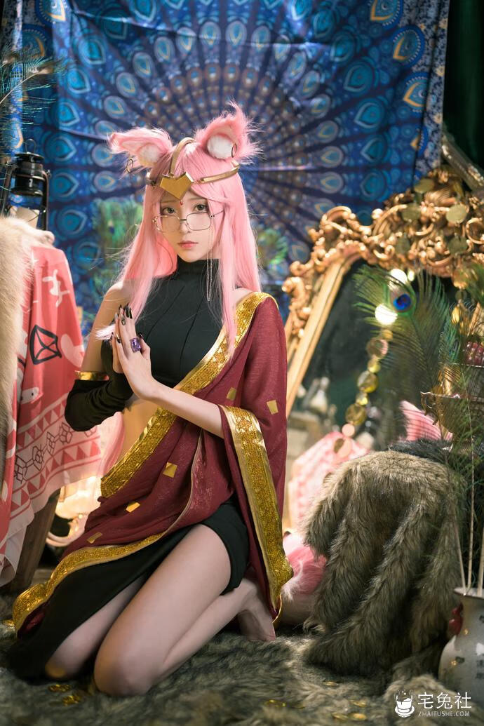 青青子Js (7) 宅兔社.jpg 青青子js全套cos图片合集 来自香港腿皇的福利绽放