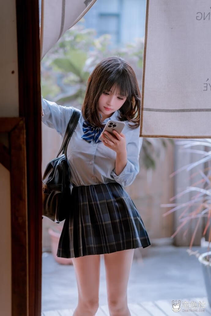 樱井宁宁体操服摄人心魄 不知千叶宁宁作品能否一战