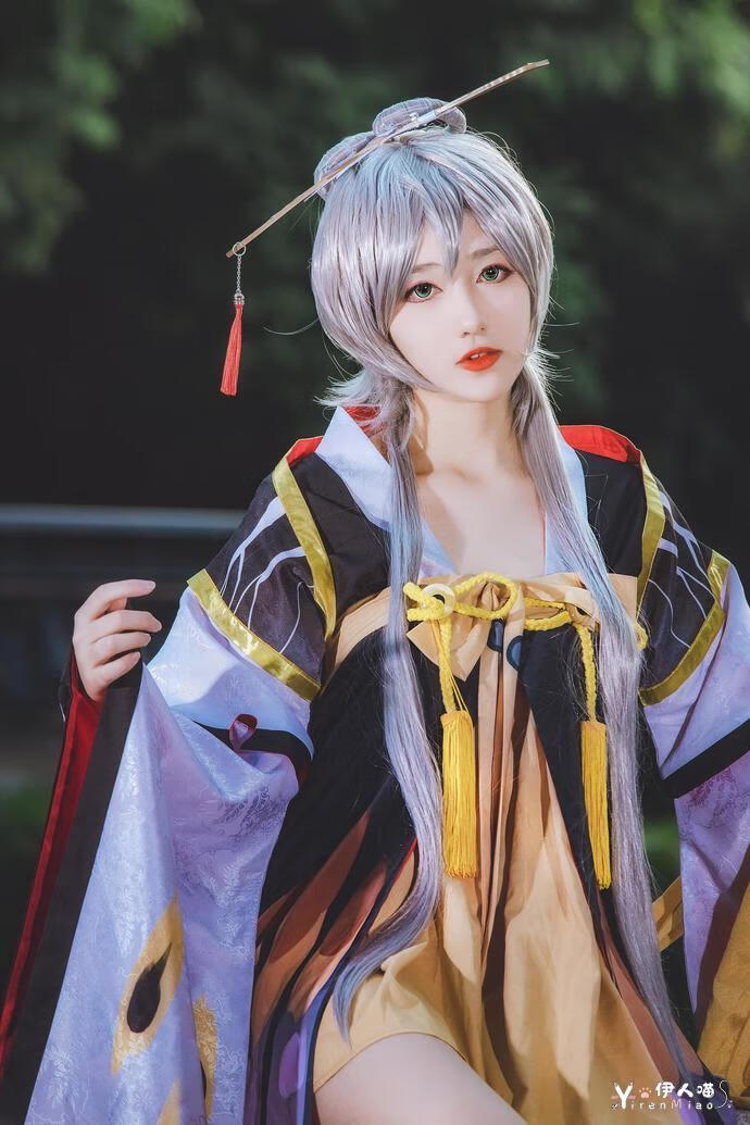 南桃Momoko cosplay作品067 浮华 伊人喵.jpg 南桃momoko全部图集 高冷美艳的逗比博主很会放福利