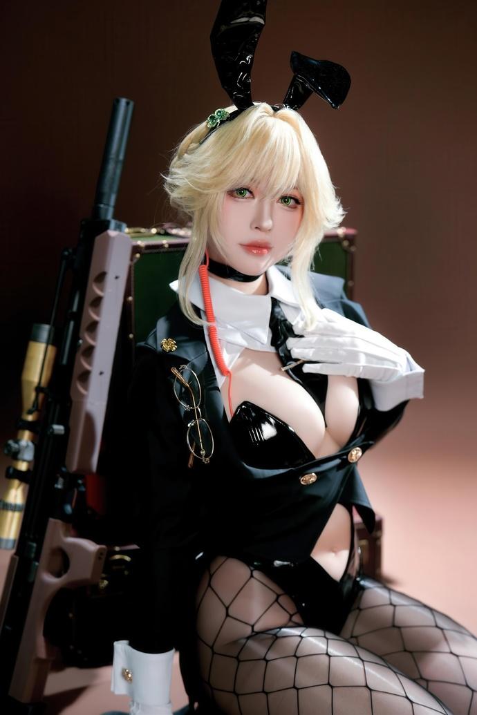 半半子-愛德ェントバニー[62P-375M]