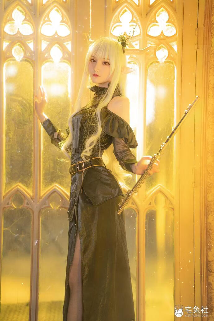 仙九Airi颜值与气质并存的00后Coser 为何能让无数粉丝一眼沦陷？