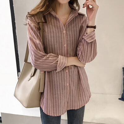 

Women Striped Blouses Shirts Fashion Long Sleeve Turn-down Collar Loose Blouse Autumn Casual Side Split Chic Blouses Tops Female