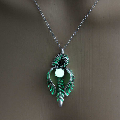 

Dragon Cross Punk Luminous Dragon Pendants&Necklaces Glow In The Dark Gift Jewelry Chain