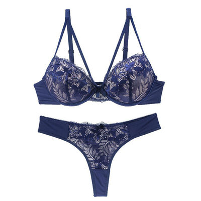

2018 Fashion Lace Sexy Luxury Underwear Lingerie Brand Women Strappy Bra Set Thong Hollow Transparent Comfy Underwear