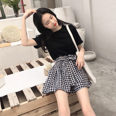

Korean Summer Tshirt set Women Solid T-shirt Plaid Belt Shorts Loose Shorts Suit 2 Piece Set Women