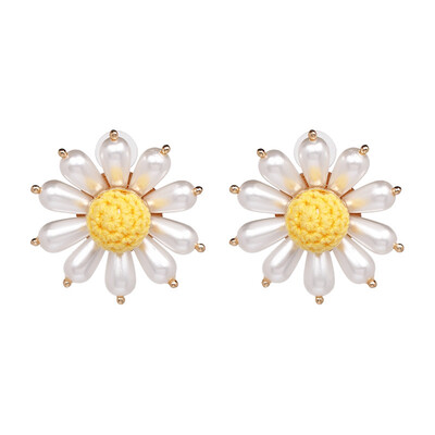

Simulated Pearl Flower Pretty Chrysanthemum Women Stud Earrings Jewelry