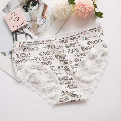 

Women cute cotton print underwear Girl cotton mid-rise waist Japanese literary breathable hip briefs Girls comfortable briefs