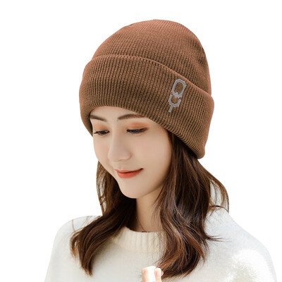 

The new Korean version of the adult couple hat with pure letters for men&women in autumn&winter