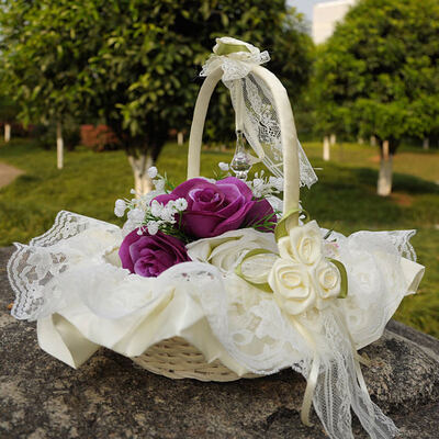 

Romantic Love Rose Bowknot Ribbon Lace Wedding Ceremony Party Flower Basket