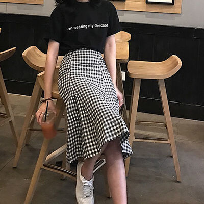 

Womens Round Neck Letter Print Short Sleeve T Shirt Plaid Print Skirt Two-Piece Set Pullover Top Sweet Style Sets