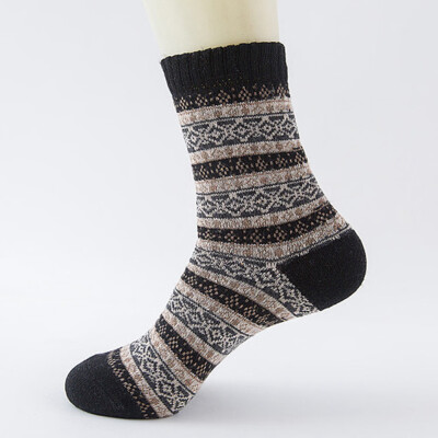 

1Pair Vintage Ethnic Thick Men Wool Socks Knit Rabbit Socks Warm Winter Christmas Socks