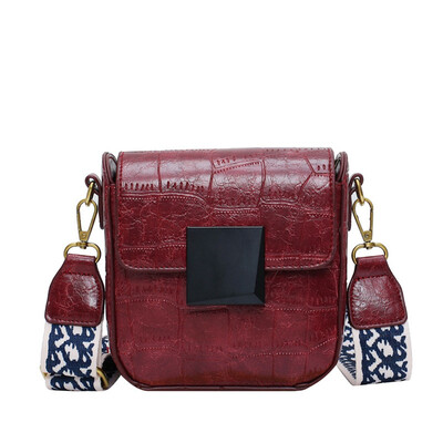 

Tailored 2019 New Fashion Small Square Bag Retro Leather Shoulder Bag