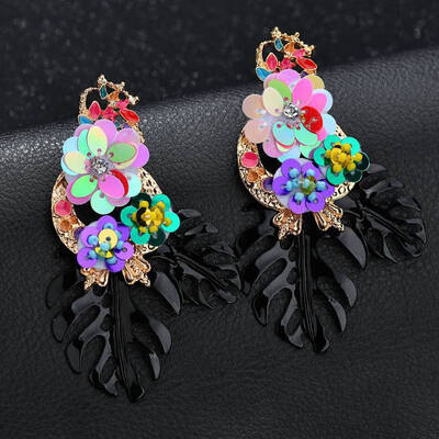 

Trendy Colorful Crystal Stud Earrings Leaves Flower Cubic Alloy Fashion Jewelry Earrings for Women